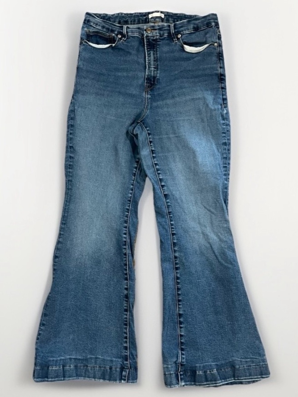 Good American Women’s Size 15 High Rise Flare Jeans Blue Stretch Denim GLF160TNA